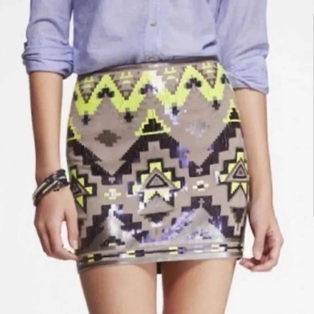 Express Aztec Sequin Stretch Skirt Gray NeonāGreenāMedium